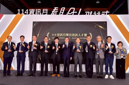 行政院長卓榮泰出席114資訊月暨臺灣教育科技展開幕典禮