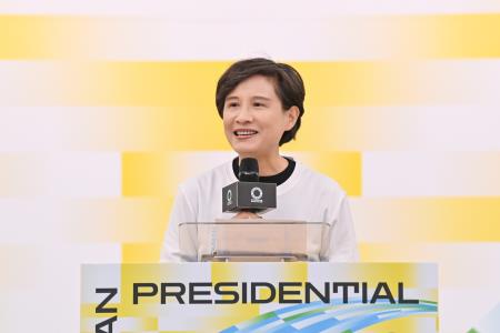 2025年10月29日行政院副院長鄭麗君出席「總統盃黑客松」工作坊