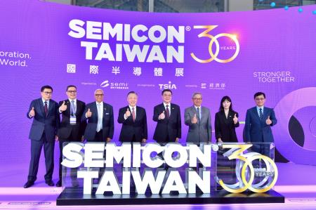 2025年9月10日行政院長卓榮泰出席「SEMICON_Taiwan_2025國際半導體展」開幕典禮