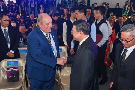 2026年3月26日行政院長卓榮泰出席臺灣美光苗栗銅鑼晶圓一廠揭牌典禮 _2_.jpg